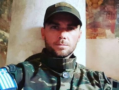 Το απαράδεκτο κυβερνητικό ΑΠΕ βρίζει τον Έλληνα ήρωα Κ.Κατσίφα: Ας τους μαζέψει κάποιος